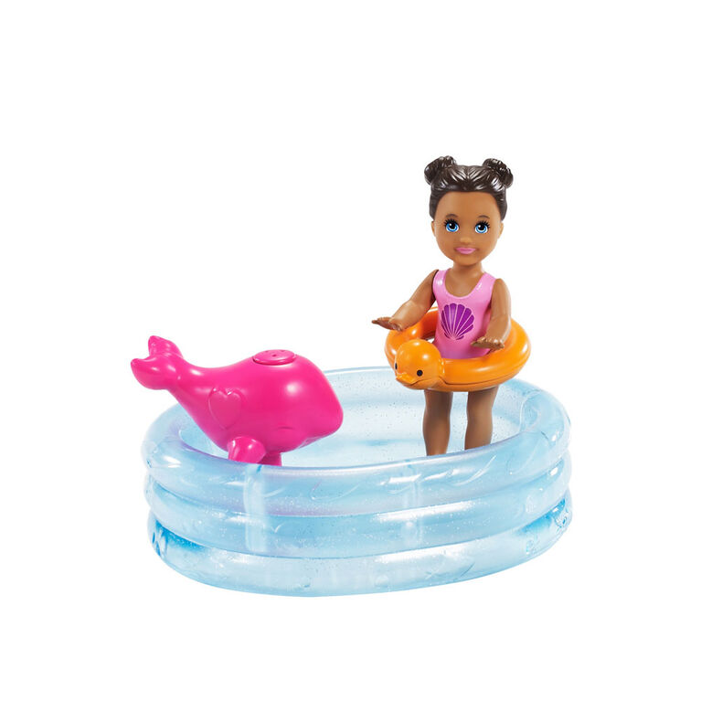 باربي-مجموعة ألعاب مع دمية سكيبر  مع ملابس سباحة لعبة بخ الحوت