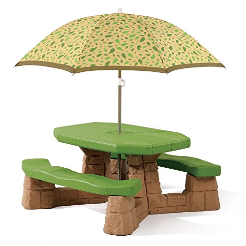Step 2 Picnic Table With Parasol
