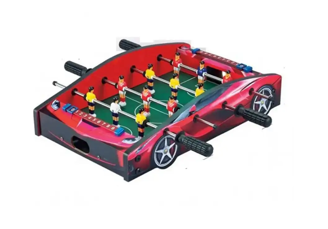 لعبة كرة قدم الطاولة على شكل سيارة