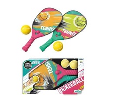 [9916] Tennis rackets with tennis ball